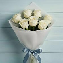 Букет 7 Белых роз Эдлесс Лав в Новой Трехгорке