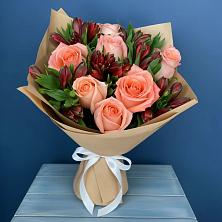 Букет цветов из:  Розы и Альстромерии в Новой Трехгорке