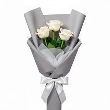 Букет 3 белые розы в Новой Трехгорке