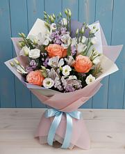 Букет цветов из:  Лизиантусы, Розы, Альстромерии и Гипсофила в Новой Трехгорке
