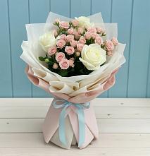 Букет цветов из:  Розы в Новой Трехгорке