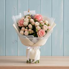Букет цветов из:  Розы в Новой Трехгорке
